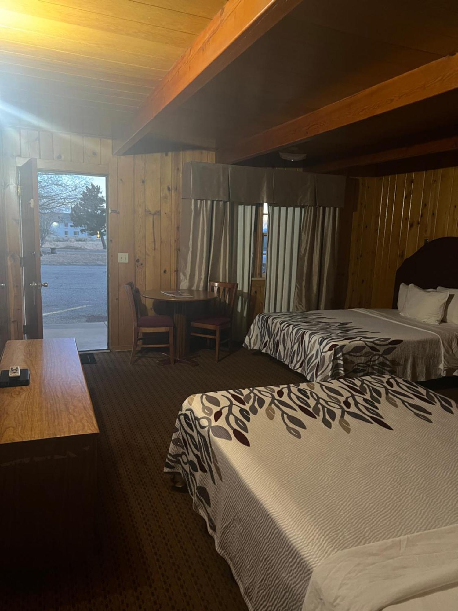 Prospector Motor Lodge Blanding Exterior photo